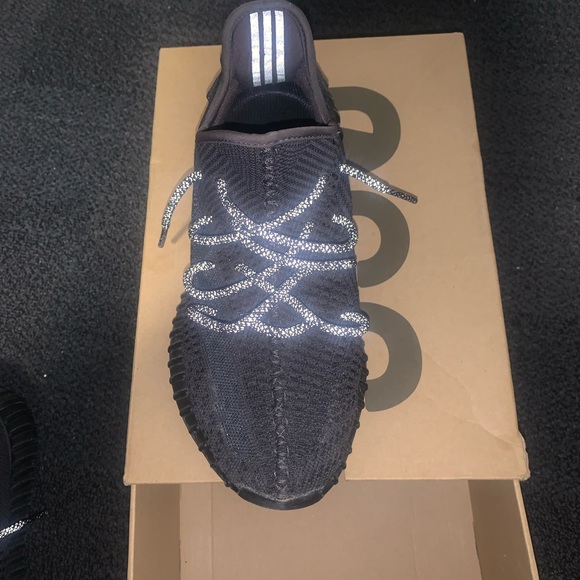 Yeezy 350 V2 reflective size 10 Price Negotiable - Picture 3 of 3
